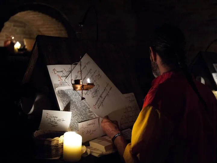 Scriptorie, atelierul care a păstrat cărțile Occidentului și apoi a dispărut