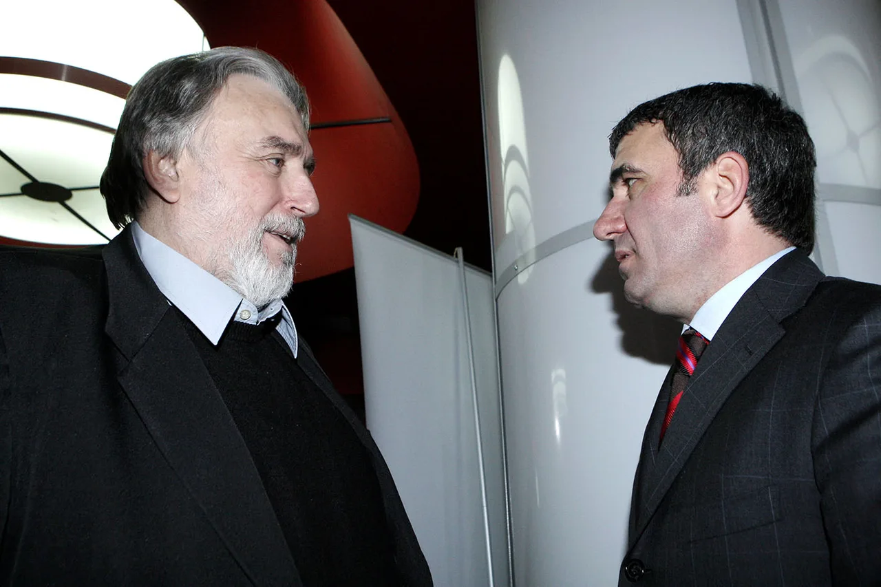 Gheorge Hagi with Adrian Paunescu